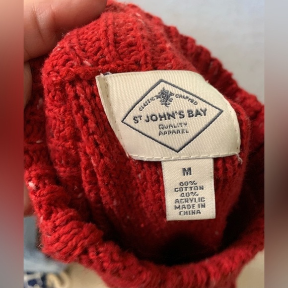 Women’s St. John’s Bay Red Knit Sweater Sz Med - Picture 5 of 5